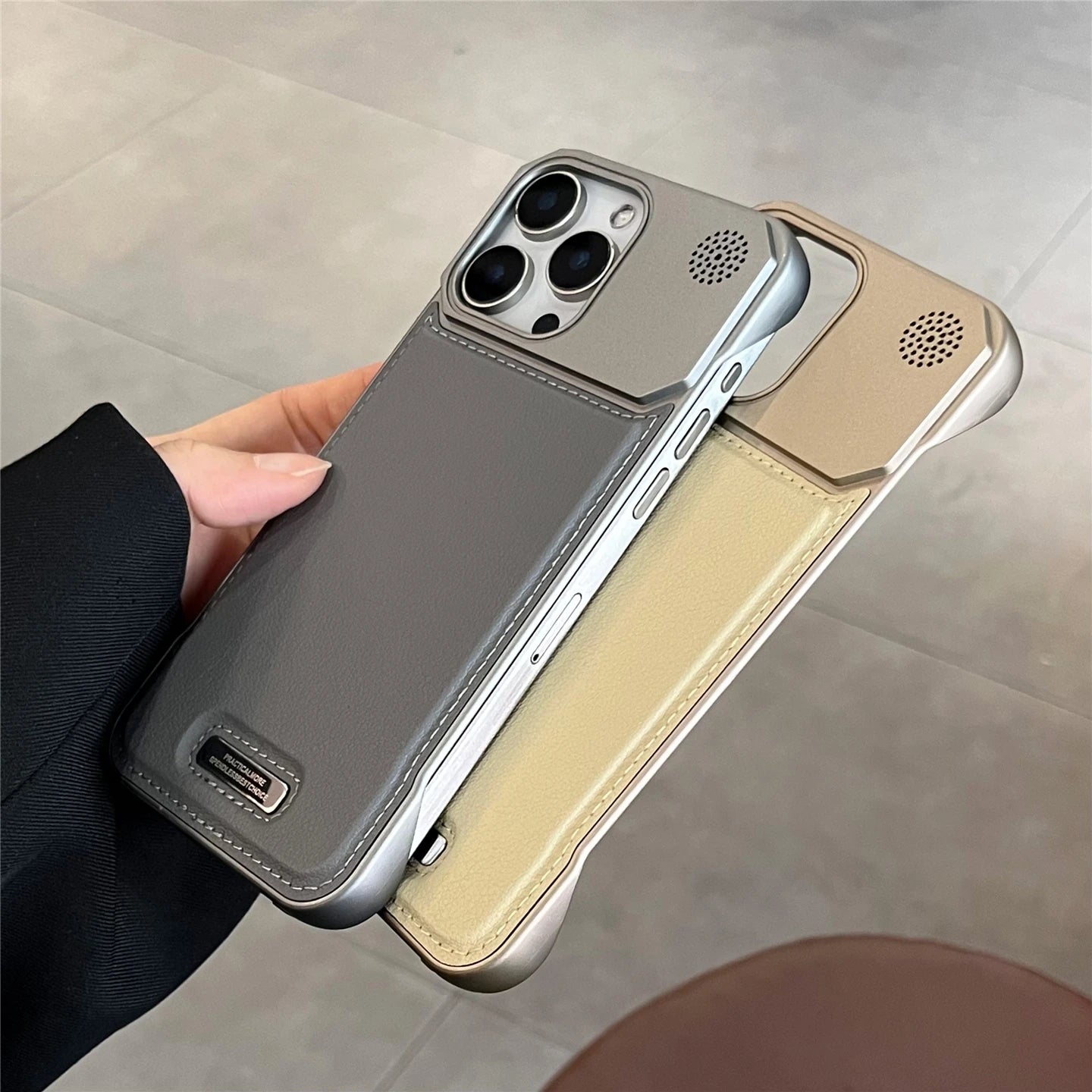 Frameless Armor Leather Case