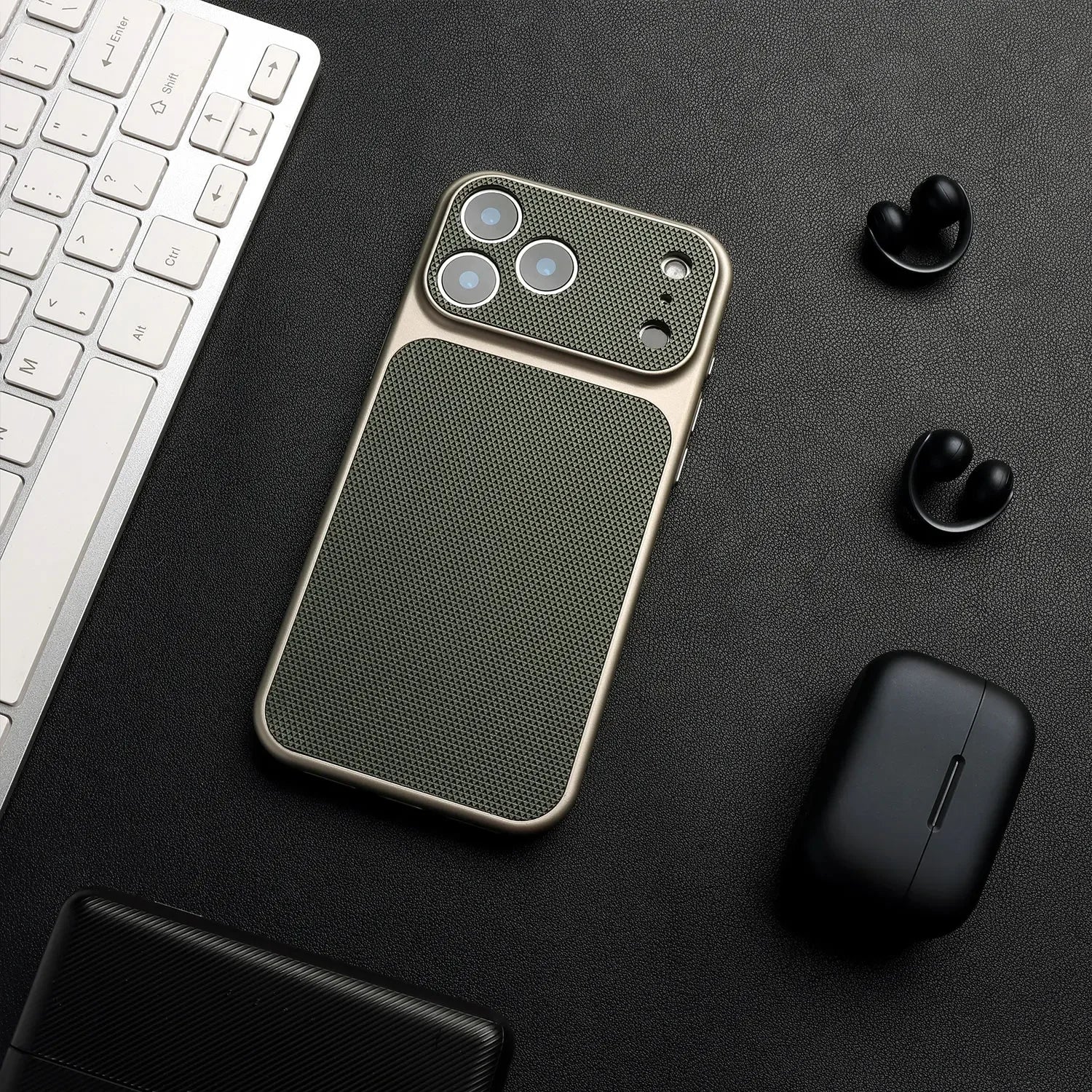 MagSafe Magnetic Leather Case