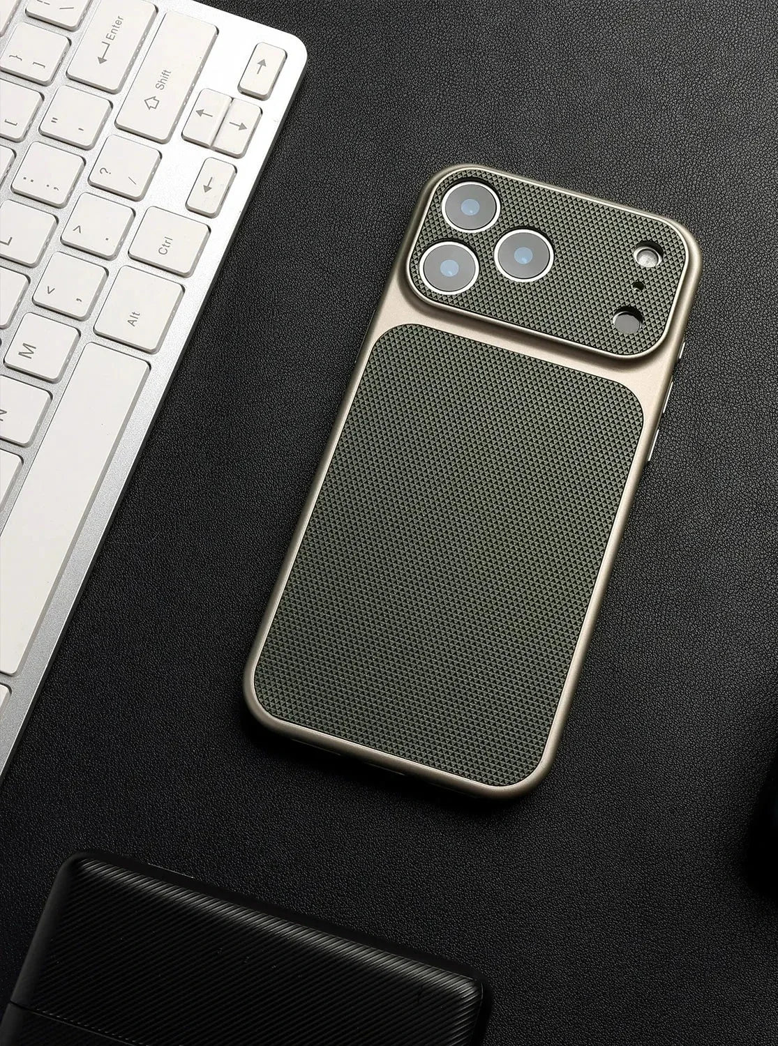 MagSafe Magnetic Leather Case