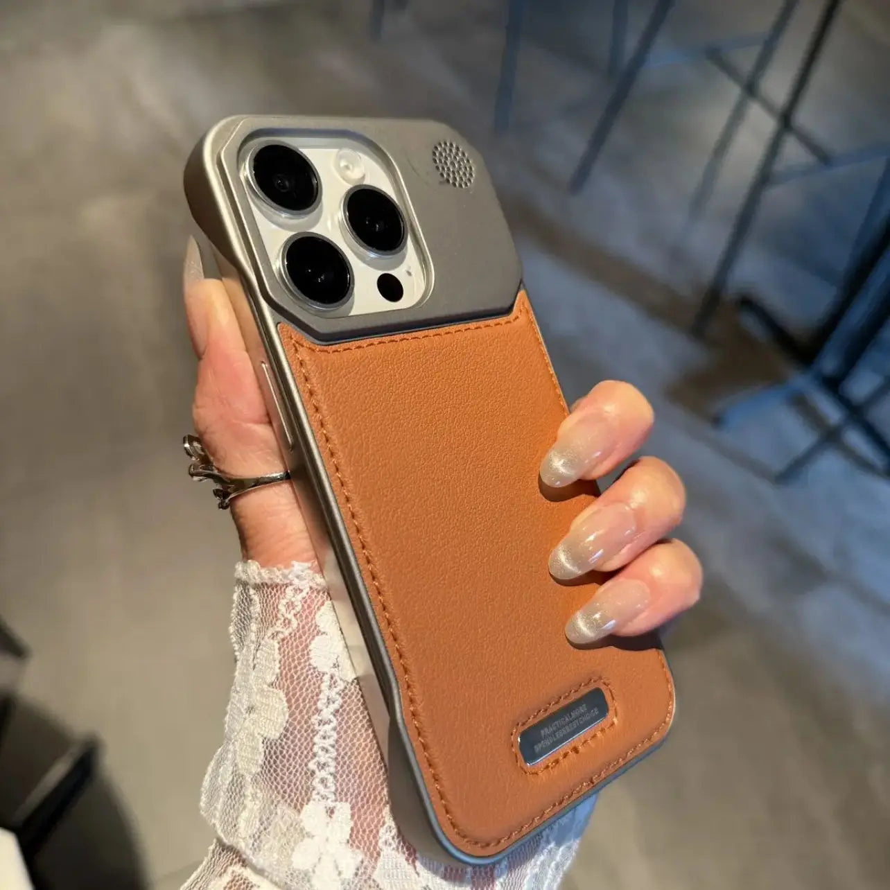 Frameless Armor Leather Case