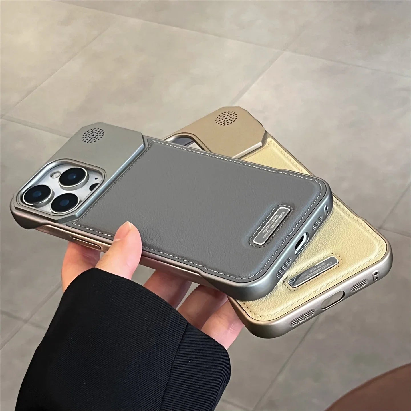 Frameless Armor Leather Case